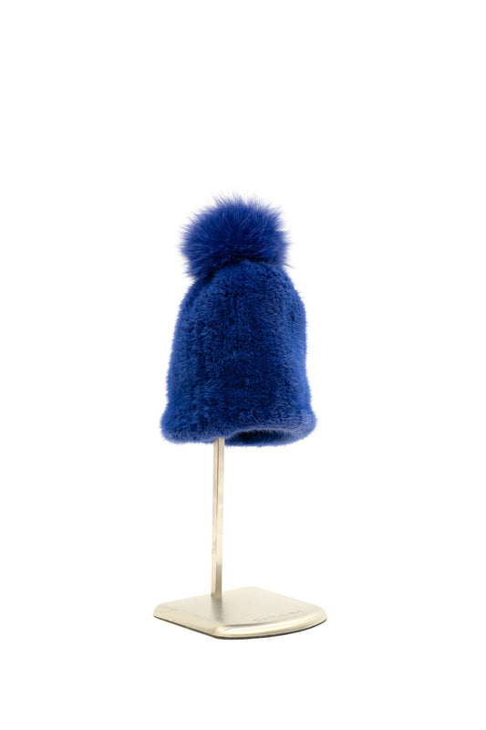 Strickmütze aus Nerz mit Fuchsbommel